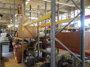 Thumbnail image of Job Lot of Dexion Pallet Racking 46 Uprights 4m Tall, 130 Beams 2.7m Wide 900mm