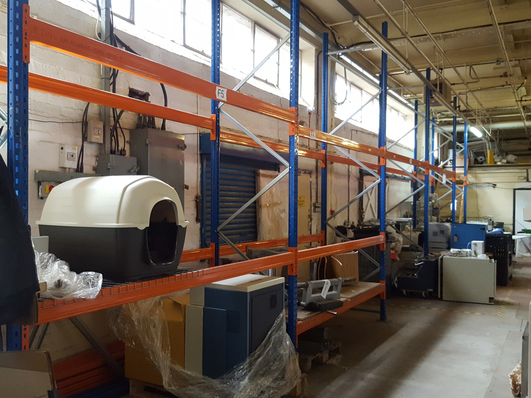 Image of Job Lot of Esmena Pallet Racking 8 Uprights, 26 Beams, 4m Tall, 2.7m Wide, 900mm
