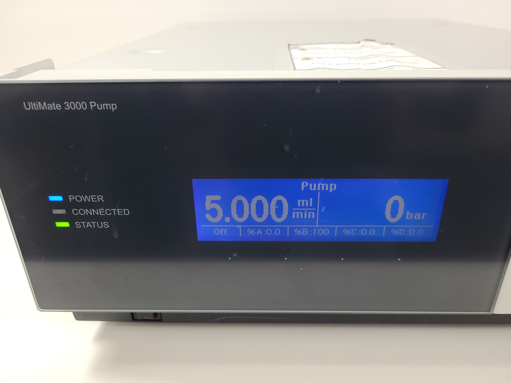 Image of Dionex Ultimate 3000 HPG-3200P Pump With Solvent Tray SRD-3200