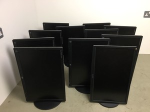 Thumbnail image of Job Lot 11 PC Computer Monitors LCD TFT - LG W2242PET and ViewSonic VG2233-LED