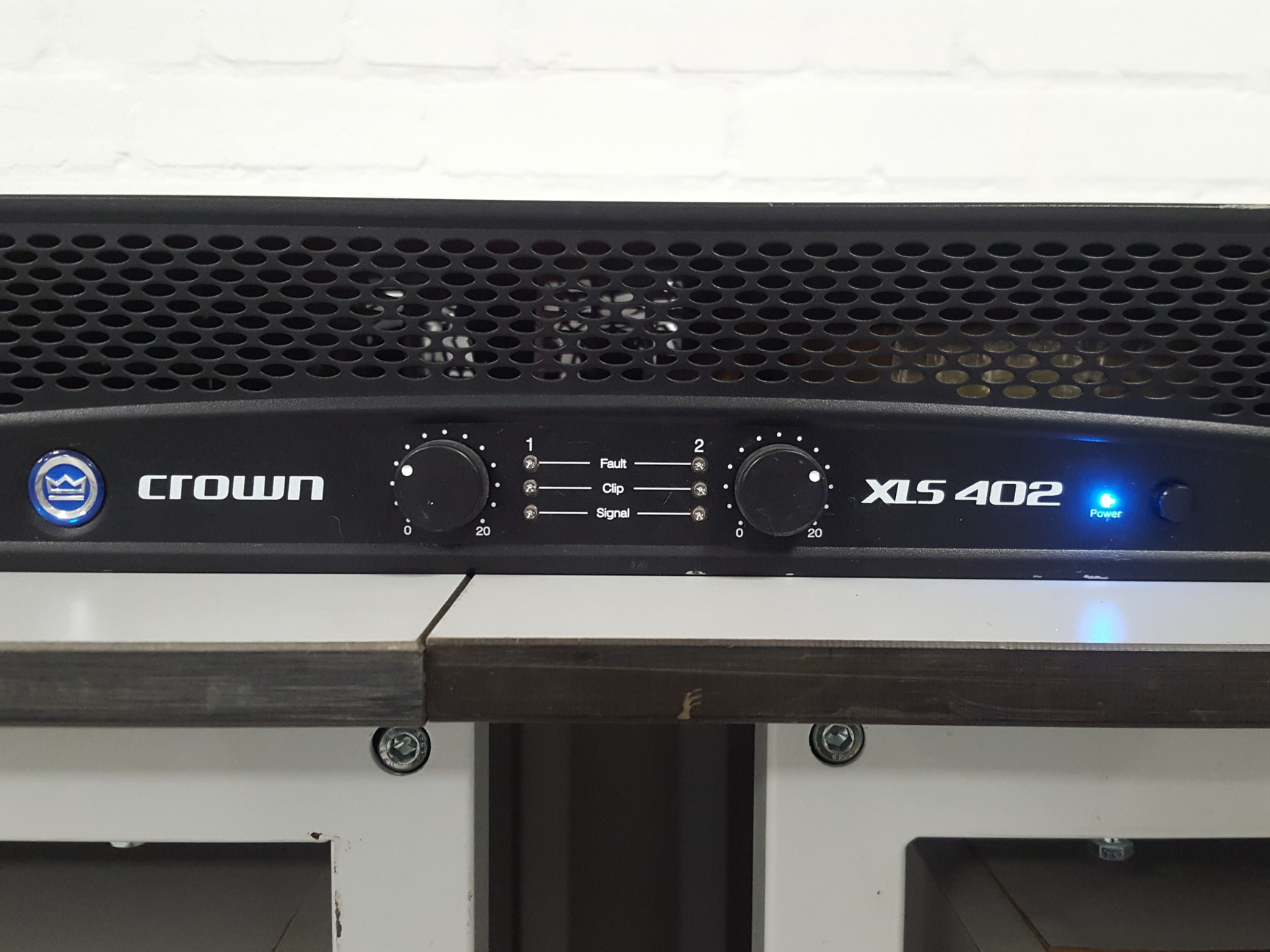 Image of Crown XLS 402 Professional Power Amplifier