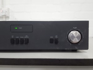 Thumbnail image of NAD 3020i Integrated Stereo Amplifier
