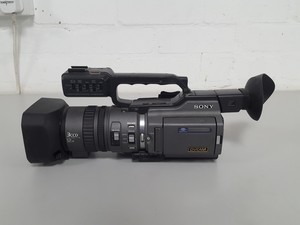 Thumbnail image of Sony DSR-PD150P PAL DVCAM 3CCD Digital Camcorder