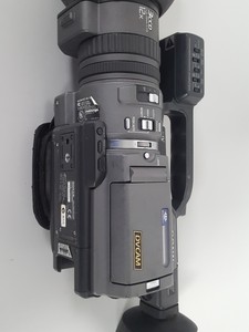 Thumbnail image of Sony DSR-PD150P PAL DVCAM 3CCD Digital Camcorder