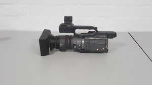 Thumbnail image of Sony DSR-PD170P PAL DVCAM 3CCD Digital Camcorder