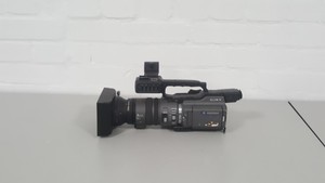 Thumbnail image of Sony DSR-PD170P PAL DVCAM 3CCD Digital Camcorder