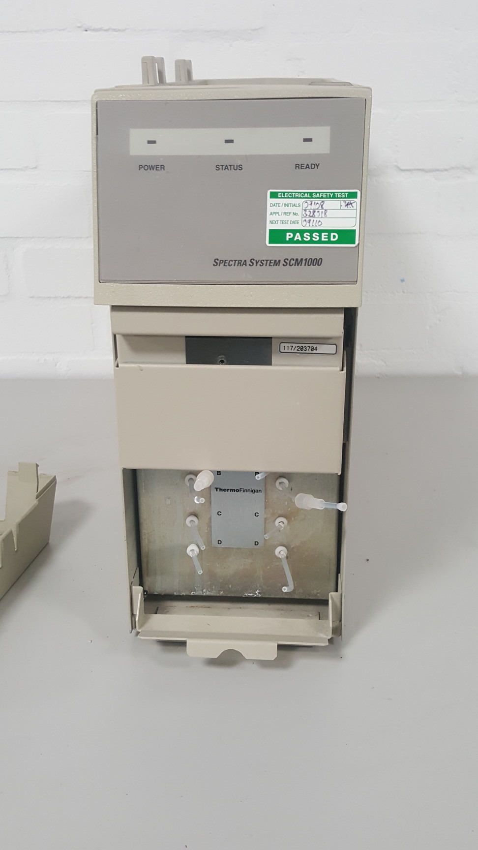 Image of Thermo Electron SpectraSystem SCM1000 Vacuum Membrane Degasser HPLC