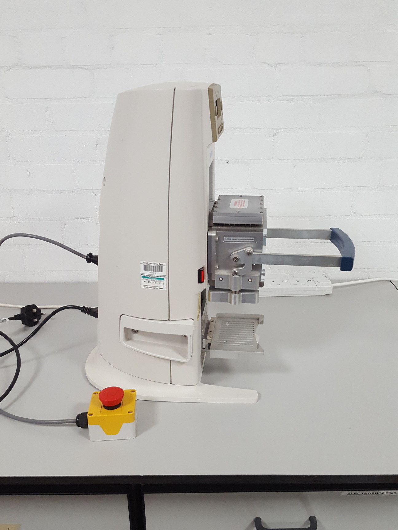 Image of Matrix Hydra DT-300 Automated Liquid Handler 