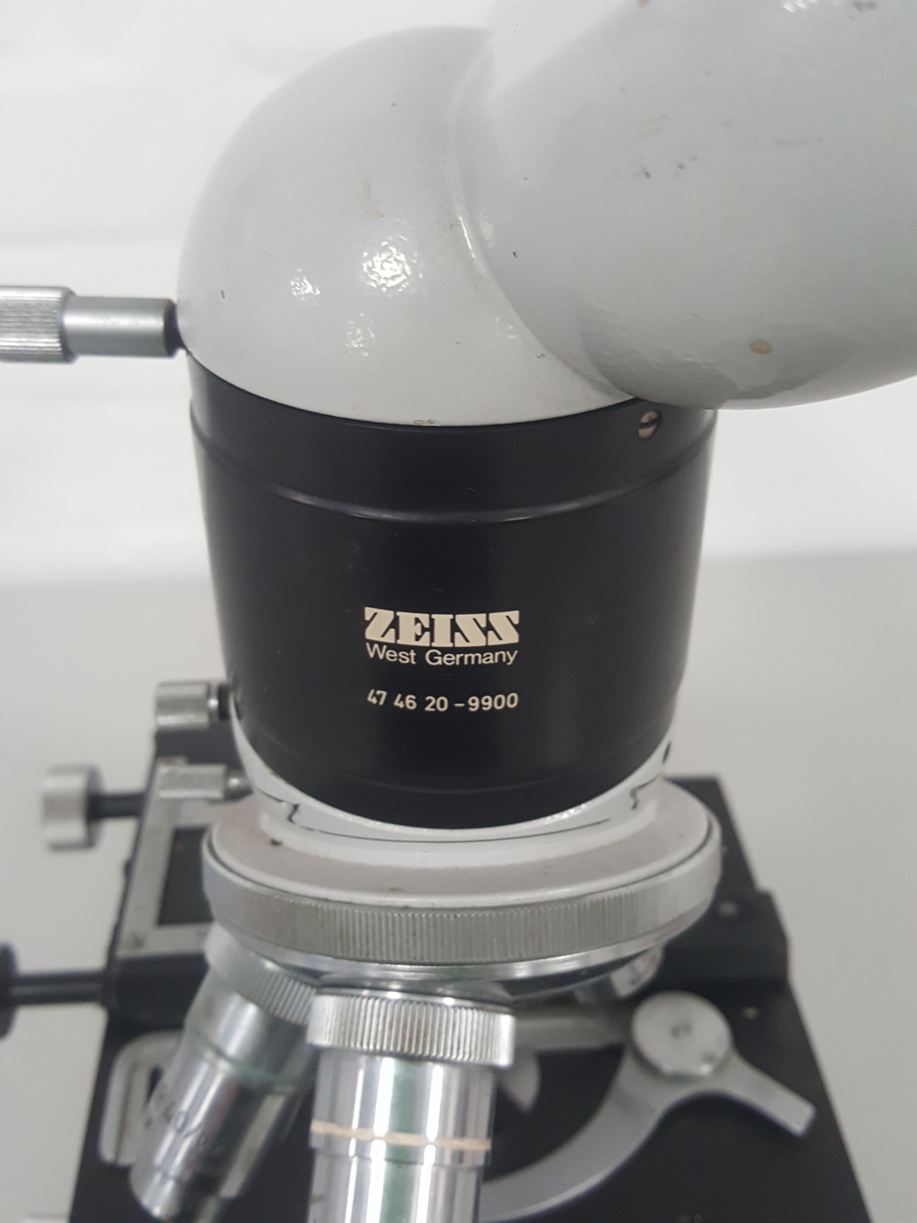Carl Zeiss KF2 Binocular Microscope + 4 Objectives Neofluar 100/1.30