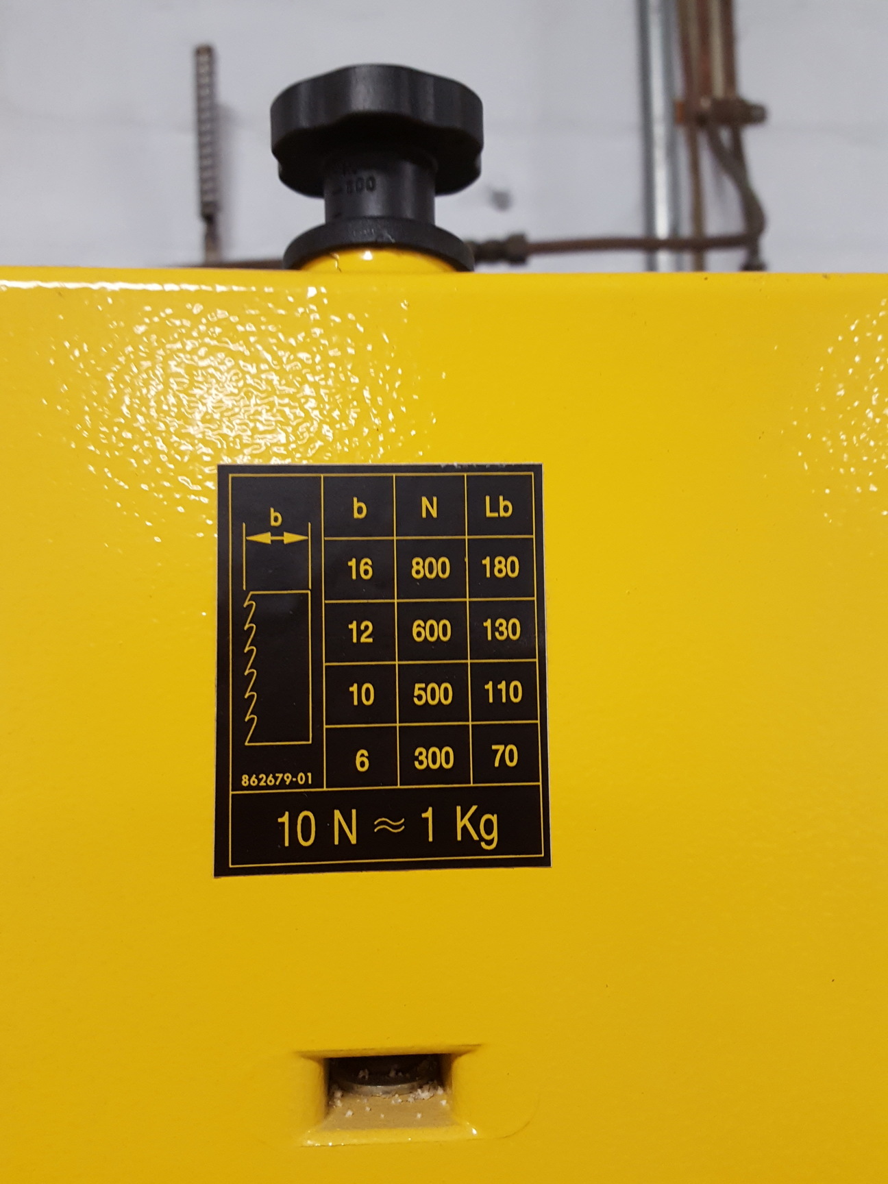 Image of DeWalt DW738 Bandsaw Type 1