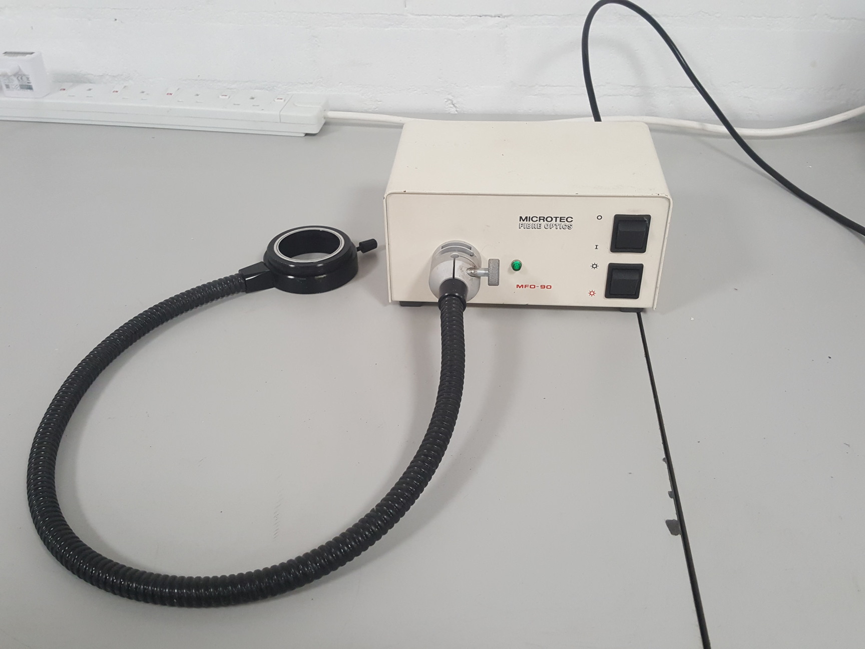 Image of Microtech MFO-90 Fiber Optic Illuminator