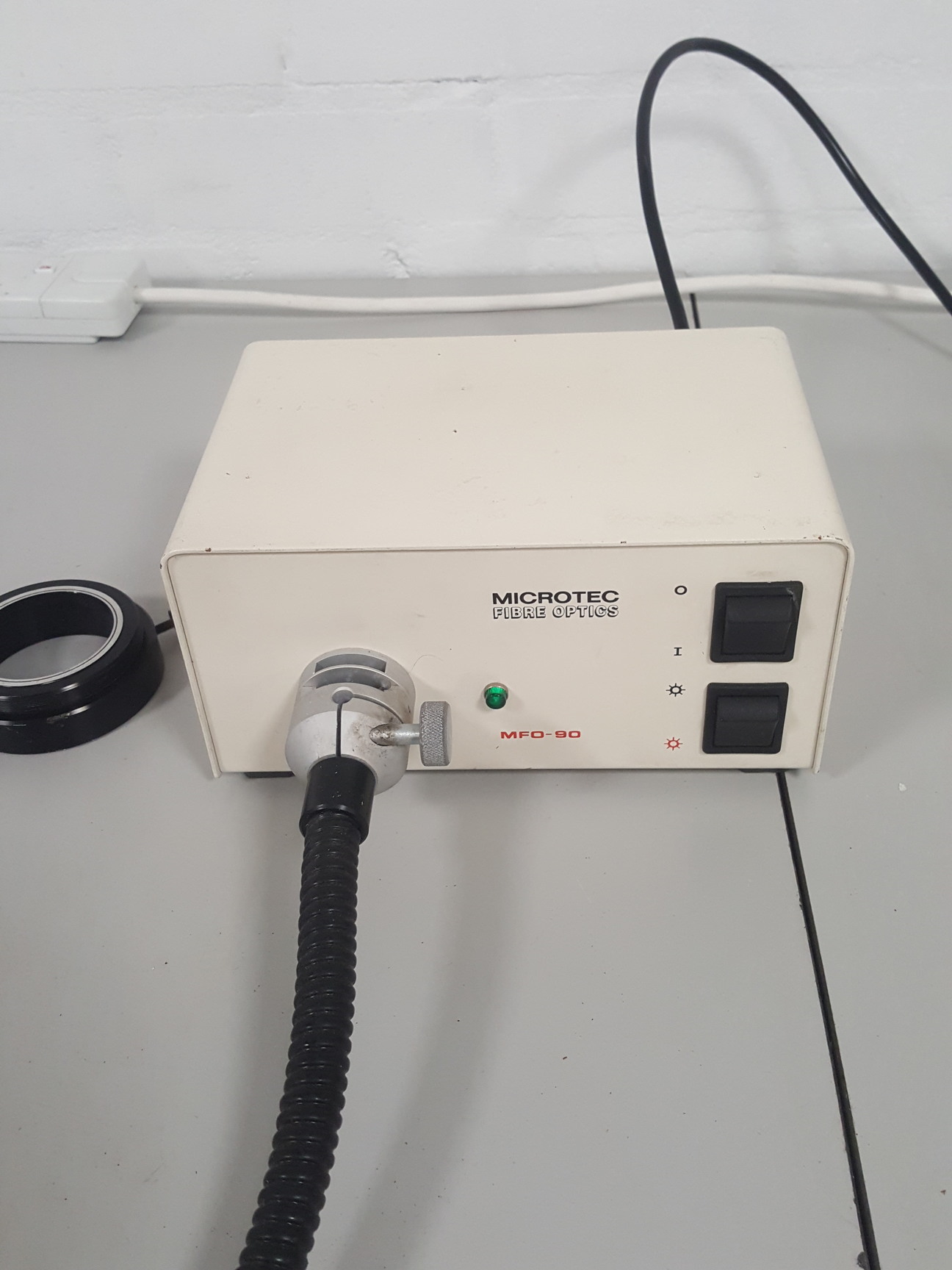 Image of Microtech MFO-90 Fiber Optic Illuminator