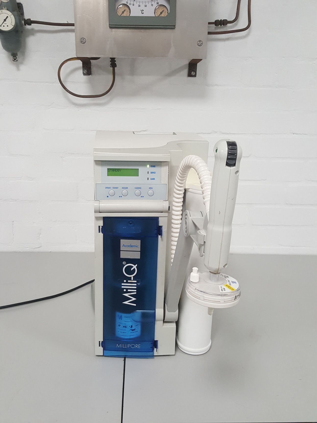 Millipore MilliQ Academic Water Purification Purifier Lab
