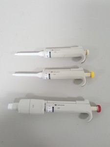 Thumbnail image of Job lot 26 Lab Pipettes - Pipetman P10, P20, P100, Gilson, HTL, Finnpipette 