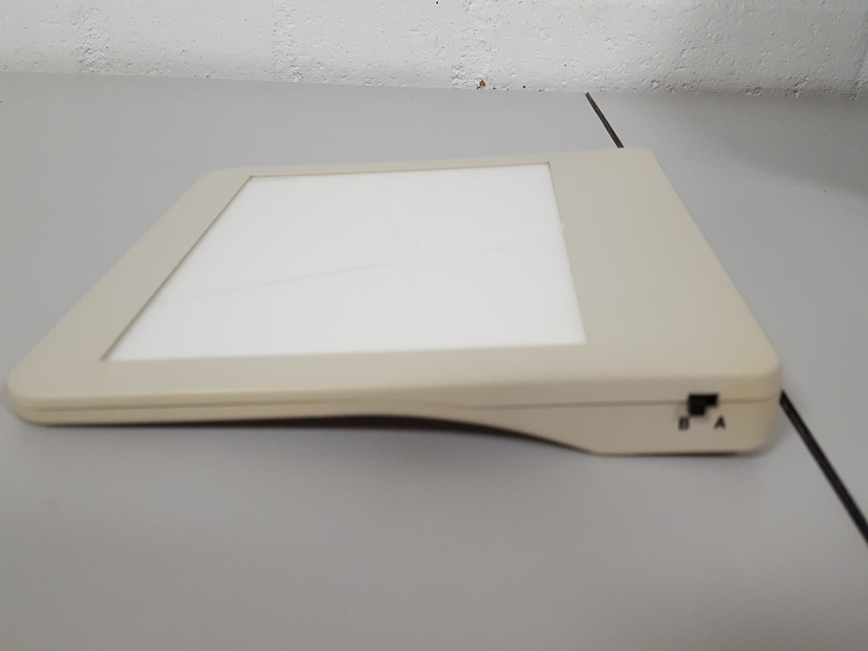 Image of Visual Plus VP-6050V Portable Slim Transparency Viewer 