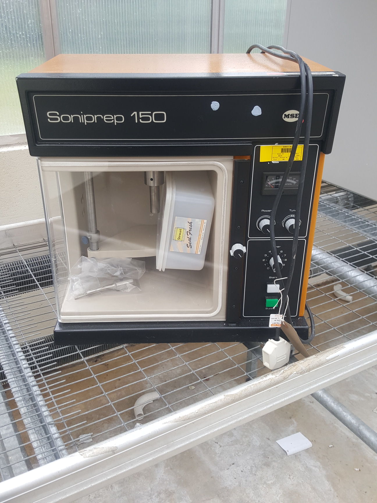 Image of MSE Soniprep 150 Benchtop Ultrasonic Disintegrator