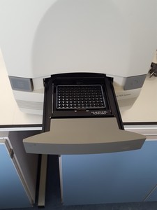 Thumbnail image of Applied Biosystems 7500 Fast Real-Time PCR System + Sequence Detection Software