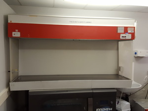 Thumbnail image of MDH Laminar Flow Cabinet LFC Clean Room Lab