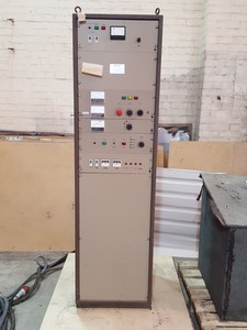 Thumbnail image of Derritron Vibrator Type VP 85 + Drive rack & Electronics Electrodynamic Lab
