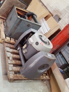 Thumbnail image of Derritron Vibrator Type VP 85 + Drive rack & Electronics Electrodynamic Lab