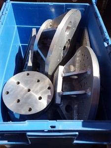 Thumbnail image of Derritron Vibrator Type VP 85 + Drive rack & Electronics Electrodynamic Lab