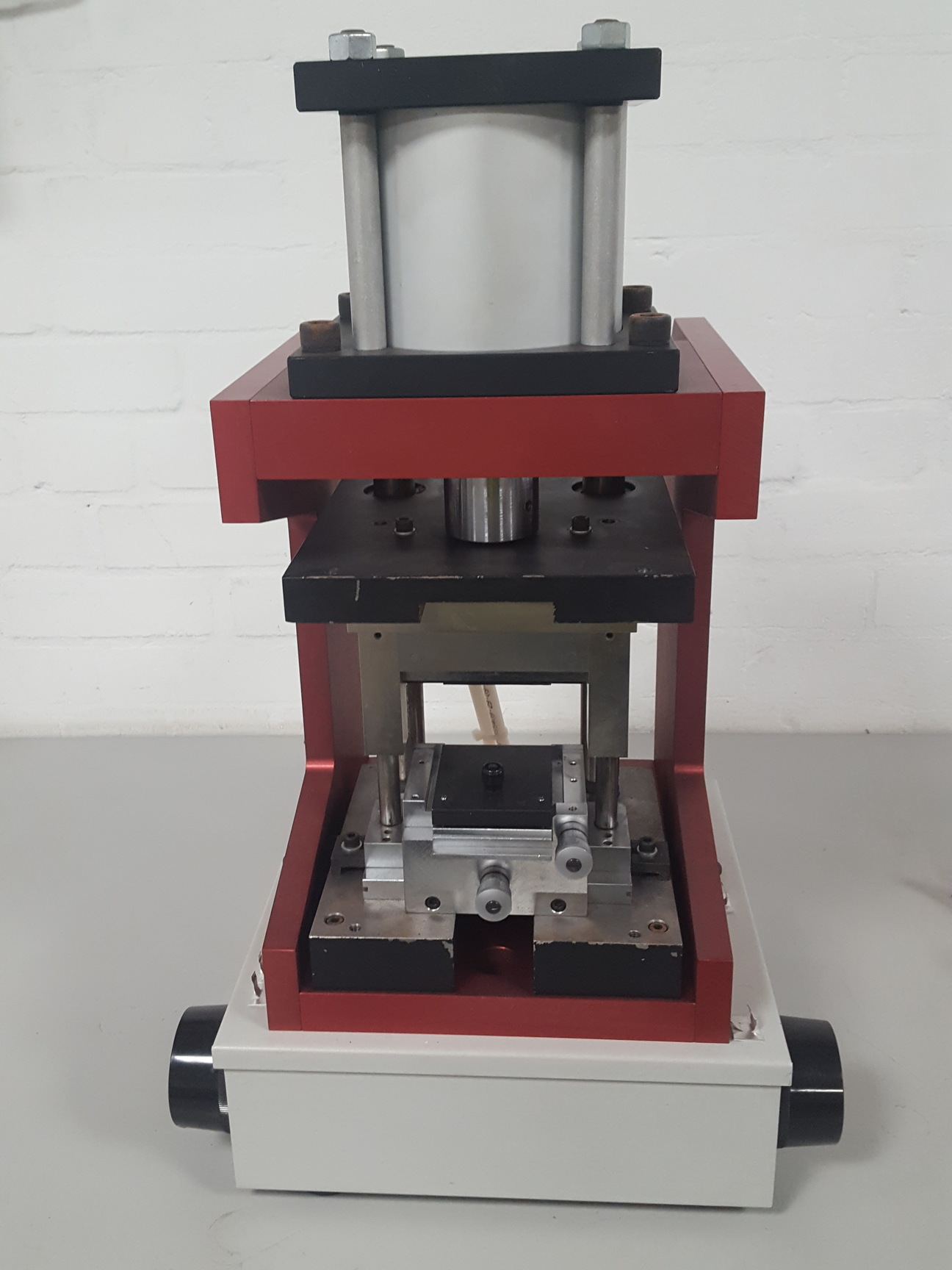 Image of FP5 Pneumatic Press + FP1 MAS tooling, Elite Engineering Lab