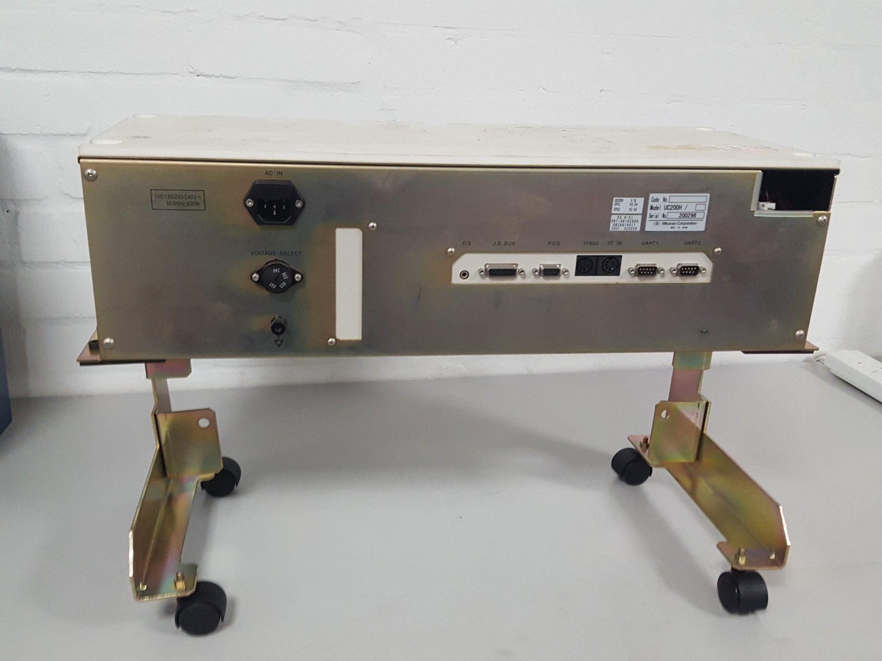 Image of Mitutoyo CRYSTA-Apex S 9106 Coordinate Measuring Machine