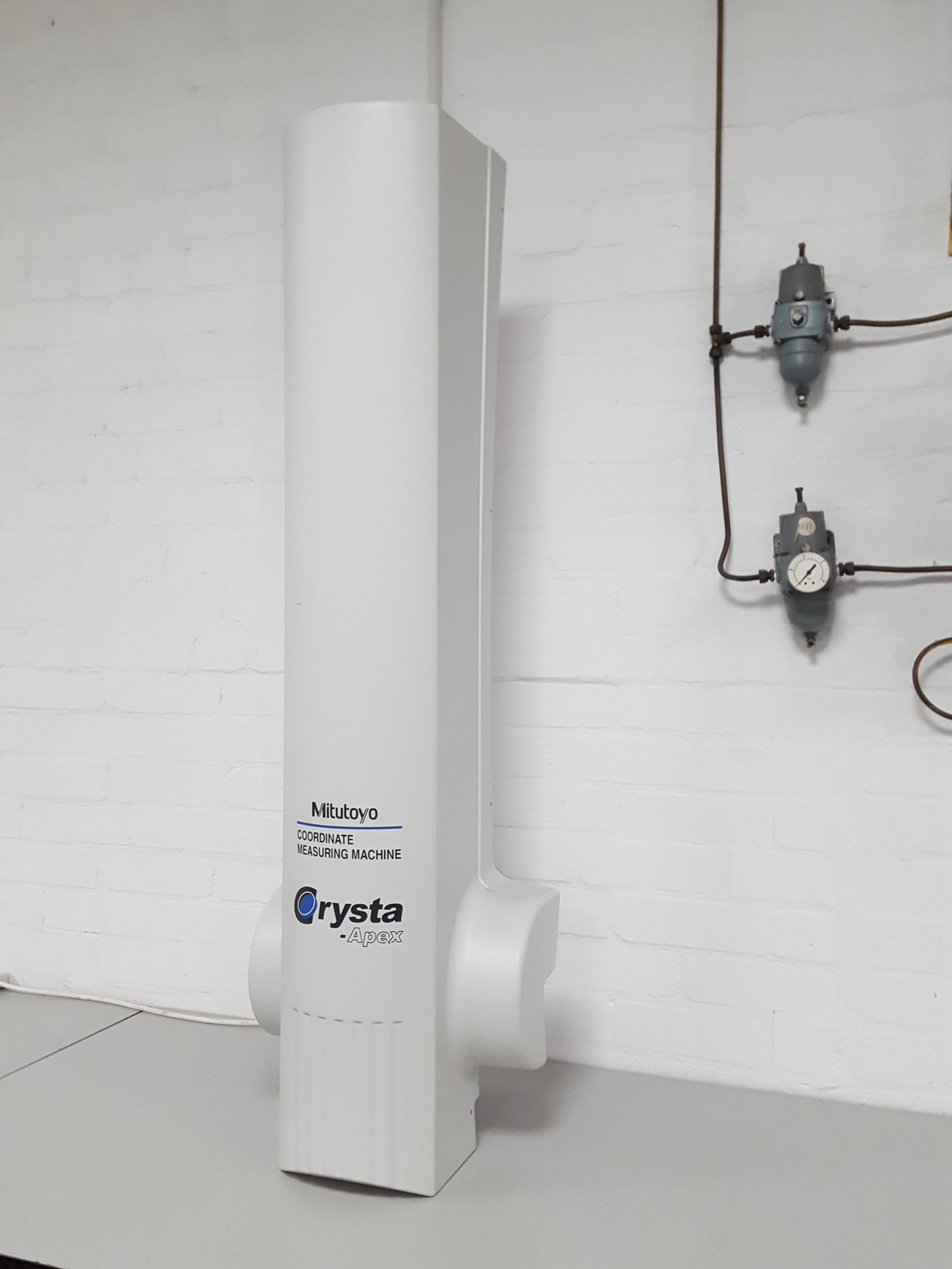 Image of Mitutoyo CRYSTA-Apex S 9106 Coordinate Measuring Machine