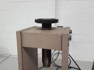 Thumbnail image of Specac Hydraulic Press Lab Pellet Press FTIR + XRF