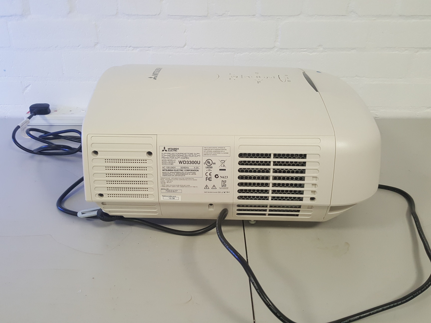 Image of Mitsubishi WD3300U DLP Multimedia Office Projector
