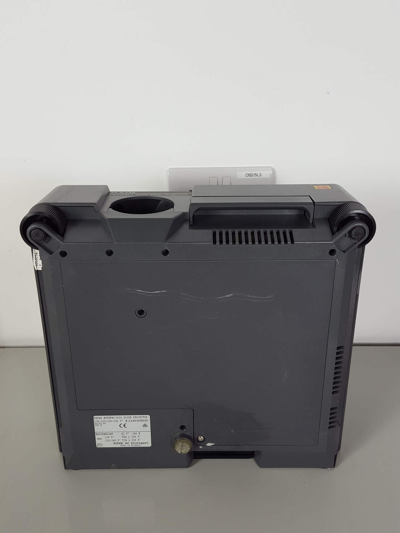 Image of Kodak Ektapro 5020 Slide Projector + 2 Carousels