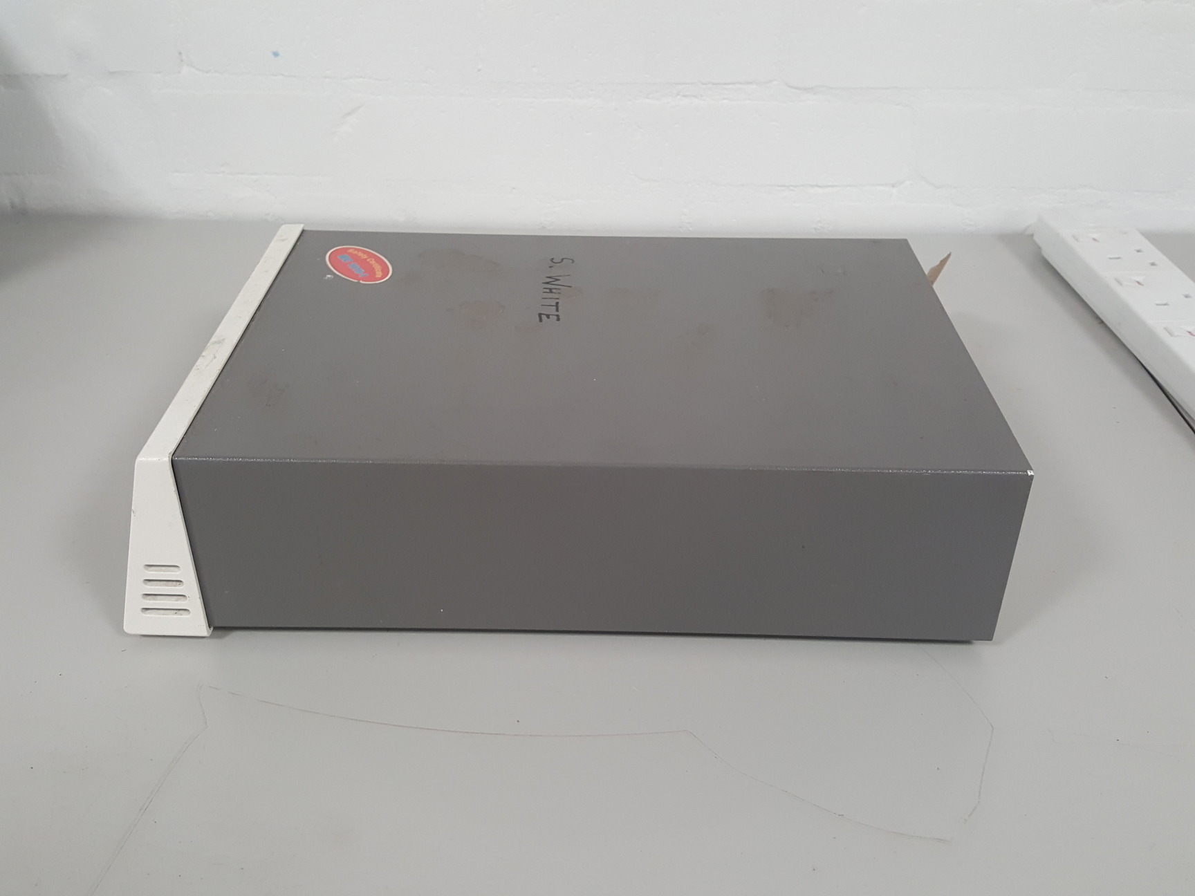 Image of Pharmacia Biotech EPS 600 Electrophoresis Power Supply LabLab