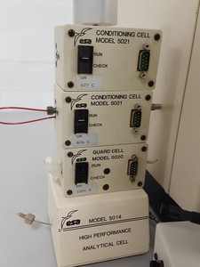 Thumbnail image of ESA Coulochem II 5200A electrochemical HPLC detector + 5040 5014B 5021 5020 Cell