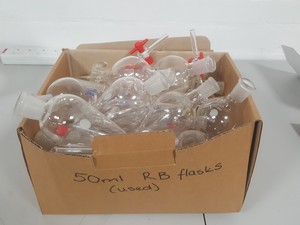Thumbnail image of Job lot of Lab Glassware 50ml rb flasks, Round bottom & Flat Bottomed Flasks