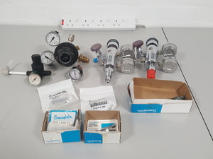 Thumbnail image of Job lot of Gauges / Regulators Swagelok Nitrous Oxide 