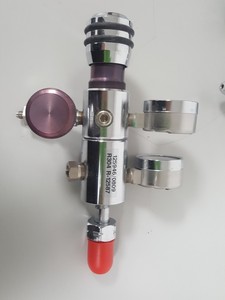 Thumbnail image of Job lot of Gauges / Regulators Swagelok Nitrous Oxide 