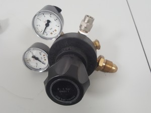 Thumbnail image of Job lot of Gauges / Regulators Swagelok Nitrous Oxide 