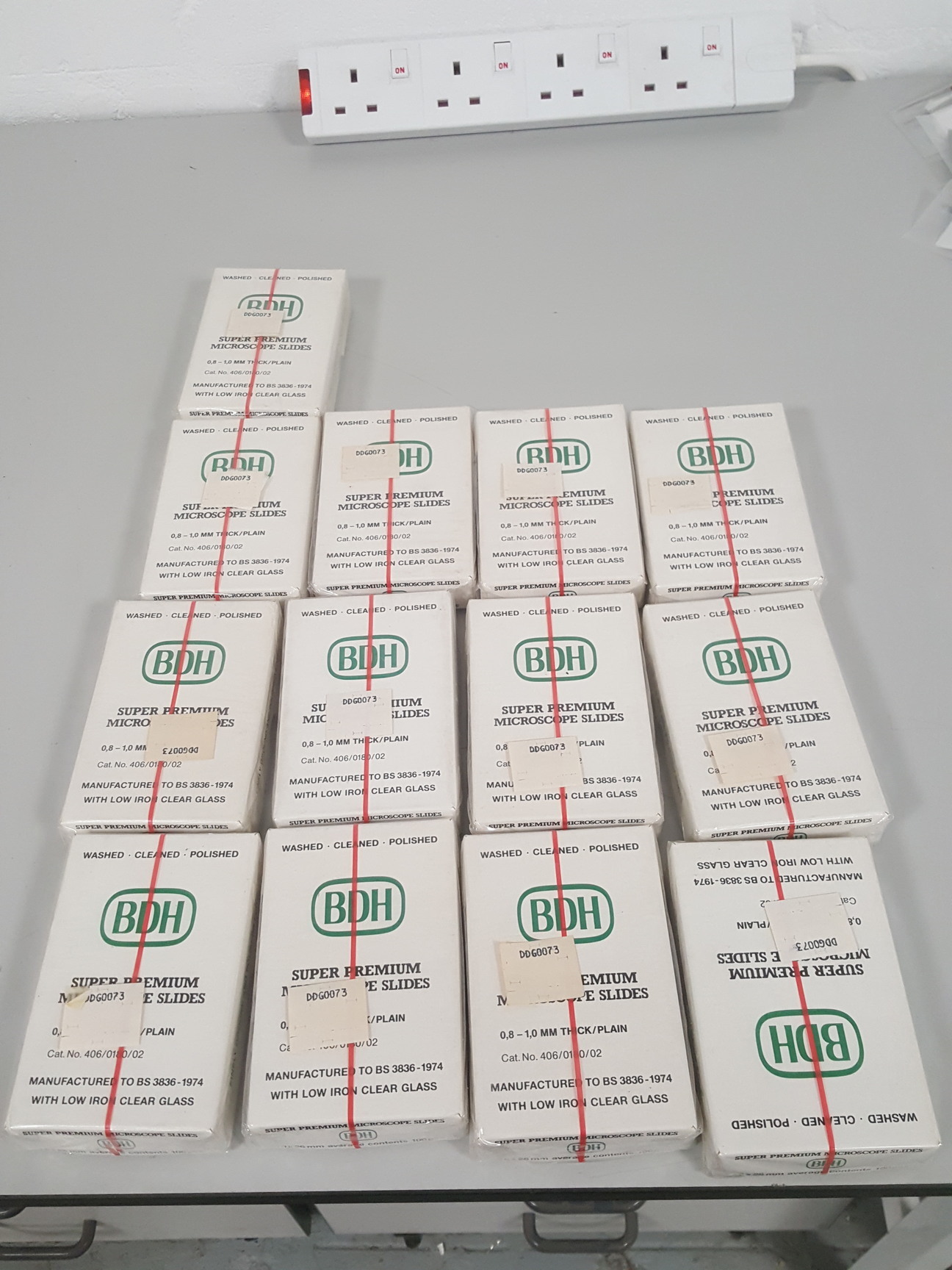 Image of BDH Super Premium Microscope Slides, Glass Cover Slips, and Forceps Job Lot