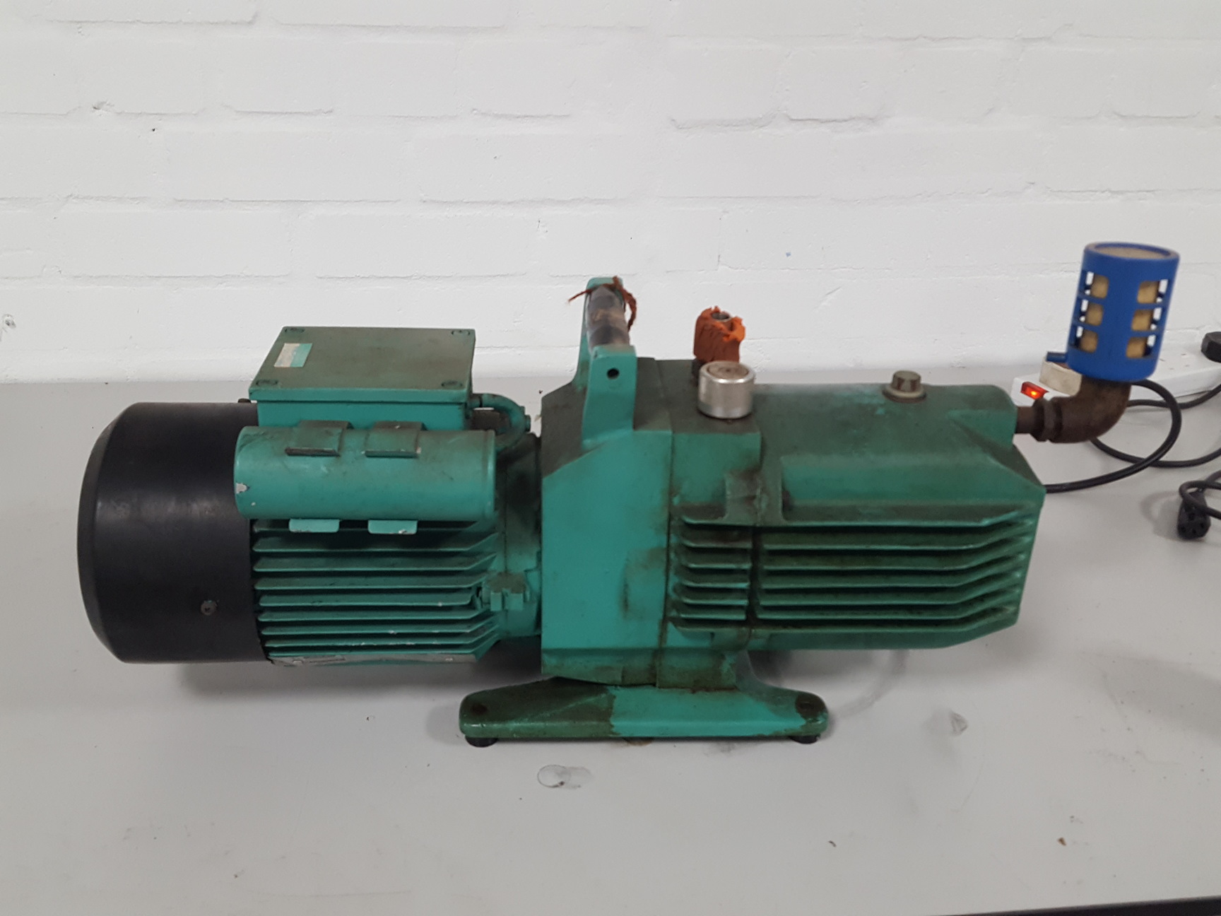 Genevac GDN 5 Rotary Vane Vacuum Pump Lab