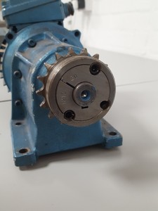 Thumbnail image of Lenze GST Geared Motor 7ka4-033h 3 Phase
