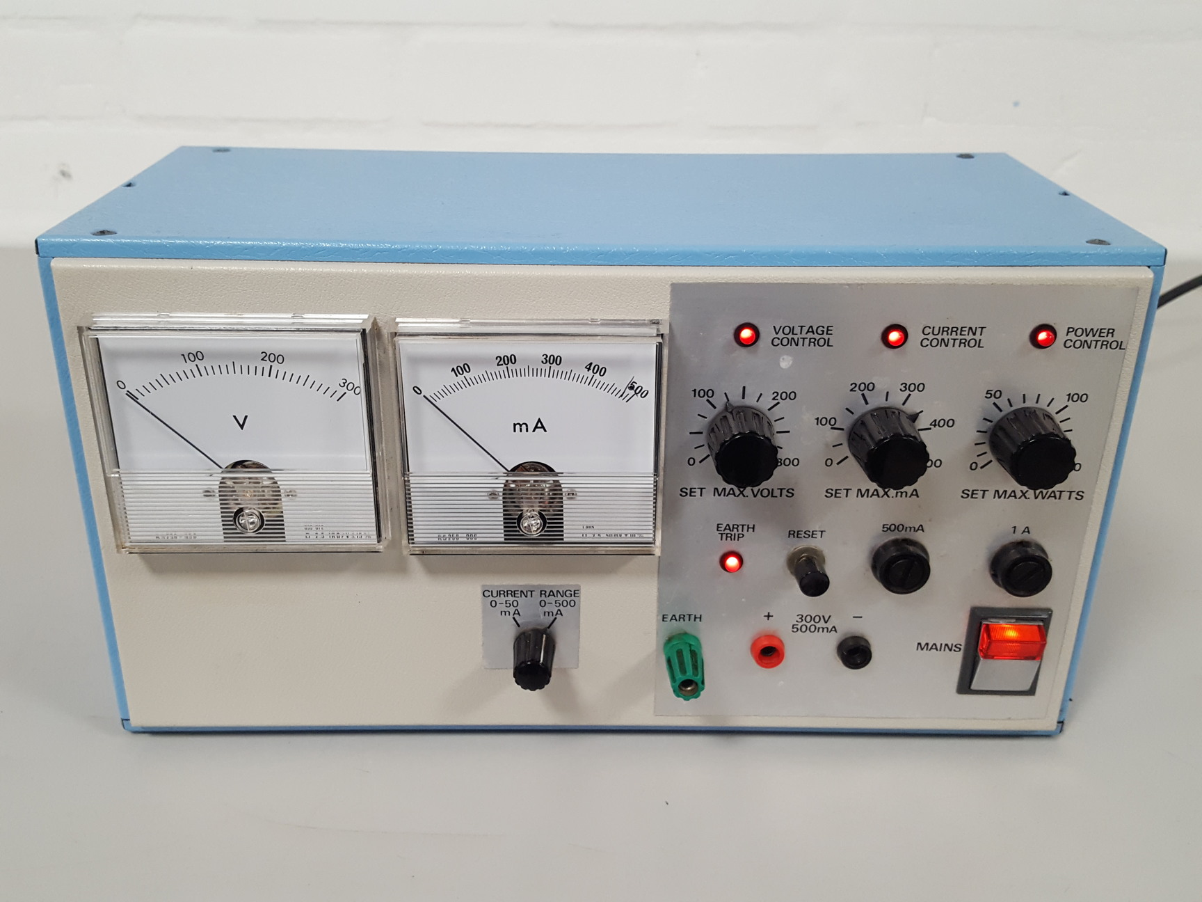 Lab Power Supply 0 to 300V, 0 to 500mA Voltage, Current, Power Variable