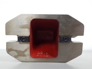 Thumbnail image of Hoffman Semi Universal Dividing Head and Tail Stock Lathe Accessories