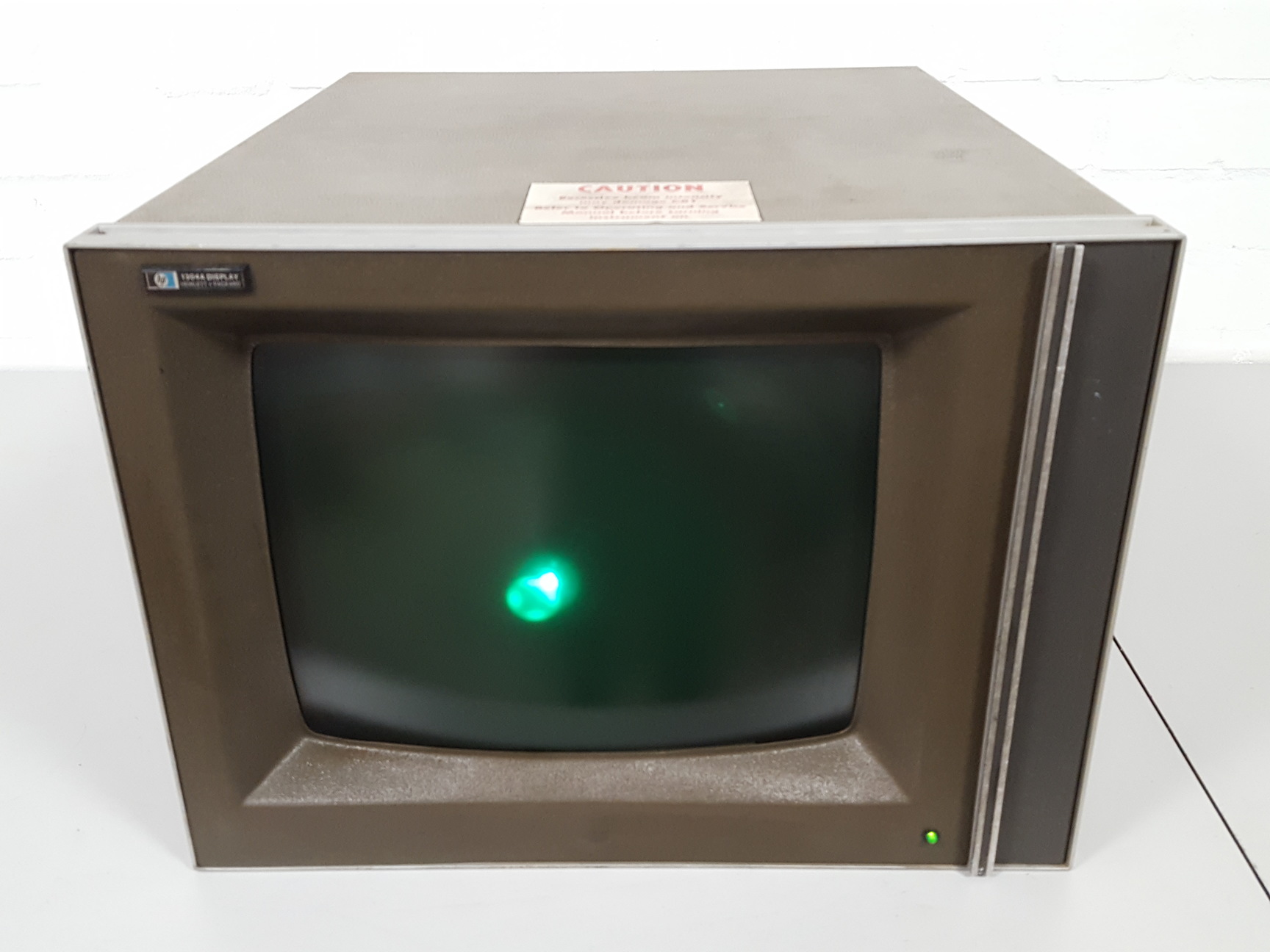 HP 1304A 14" XY Vector Display Monitor Lab