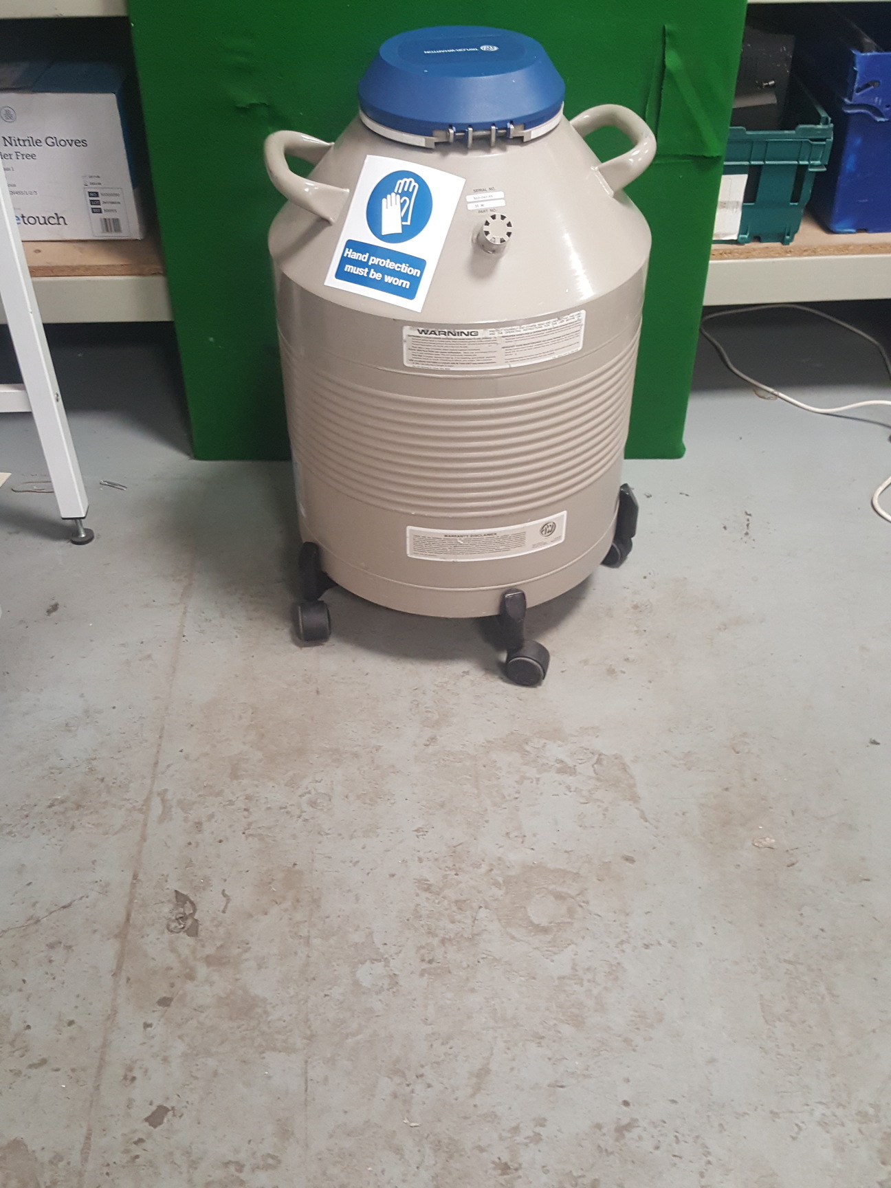 Jencons 35HC Liquid Nitrogen Dewar Storage Tank With Racks