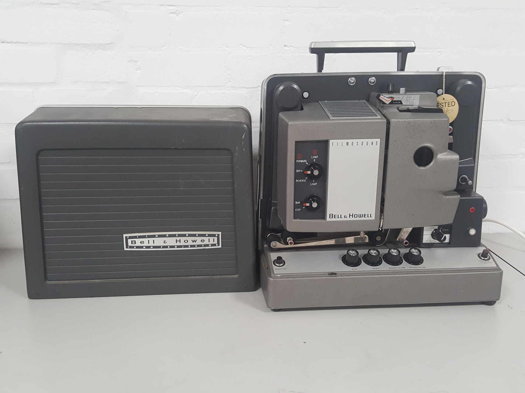 Image of 16mm Bell & Howell Model 658 Filmosound Vintage Sound Projector