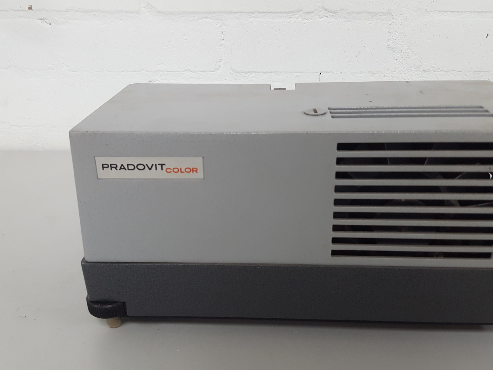 Image of Leitz Weztlar Pradovit Color Slide Projector + Accessories