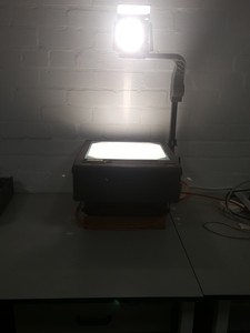 Thumbnail image of 3M 9550 Overhead Projector Acetate OHP 9550 Model 9000 AHHU