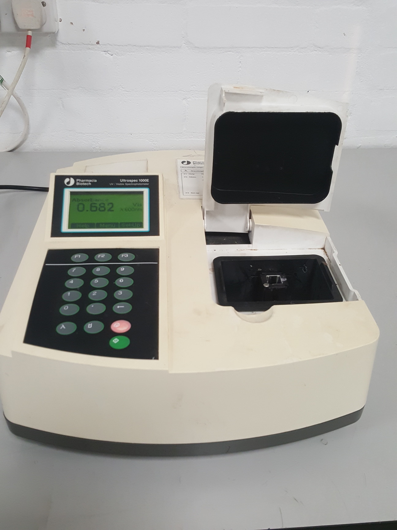 Pharmacia Biotech Ultrospec 1000E UV / VIS Spectrophotometer