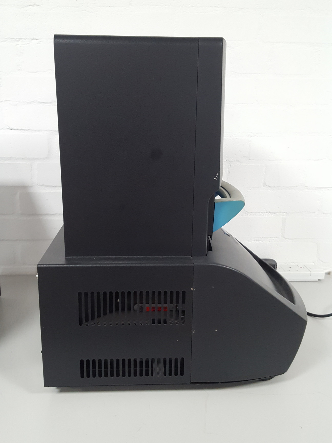 Image of MJ Research CFD-3220 DNA Engine Opticon Continuous Fluorescence Detector System