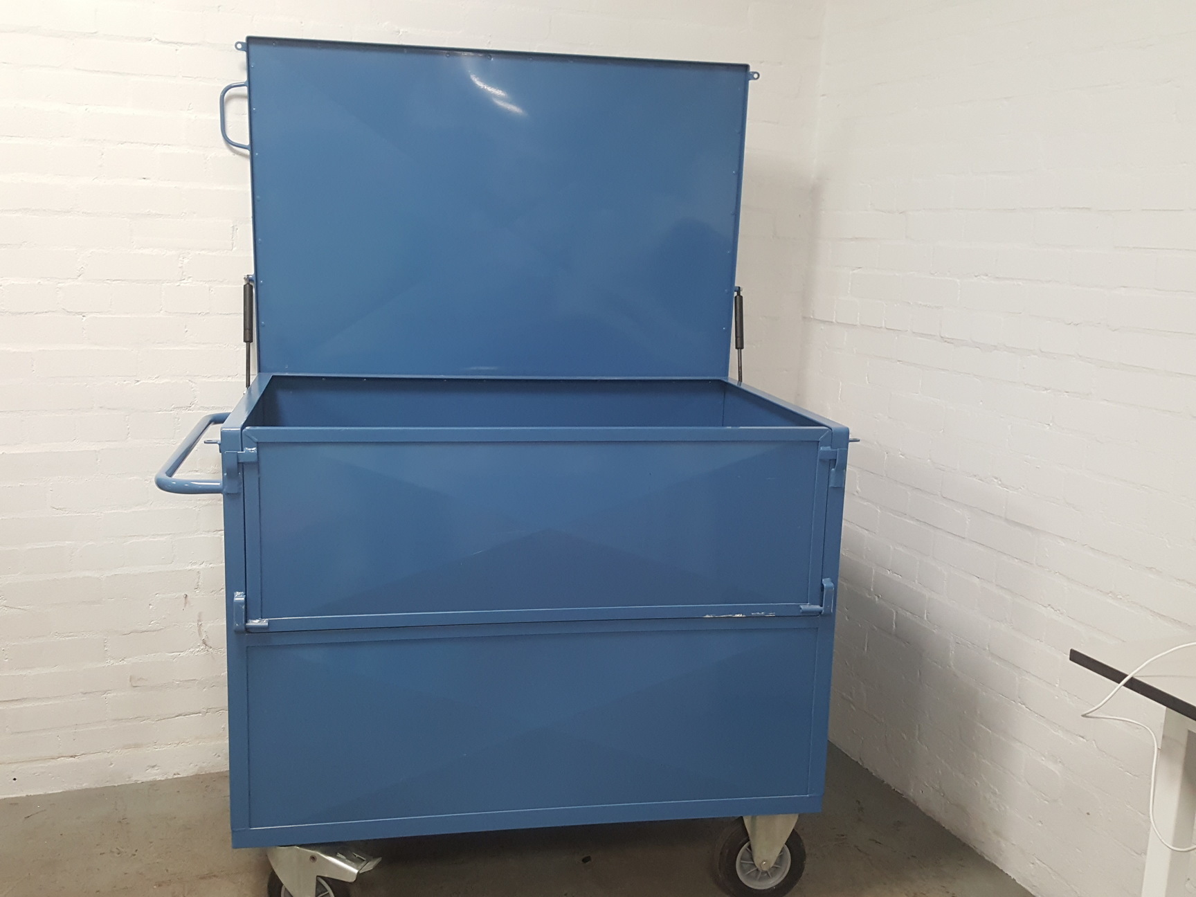 Image of Enclosed Steel Trolley Warehouse Waste Refuse Lab Roll Cage Heavy Duty Castors 